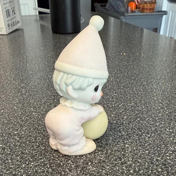 Precious Moments Pink and Cream Figurine - Picture 3 of 3